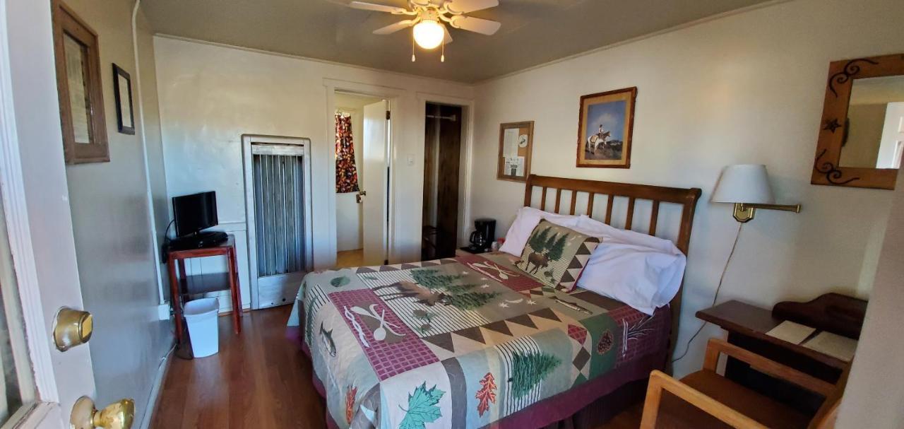 Hikers Cimarron Inn & Rv Park المظهر الخارجي الصورة